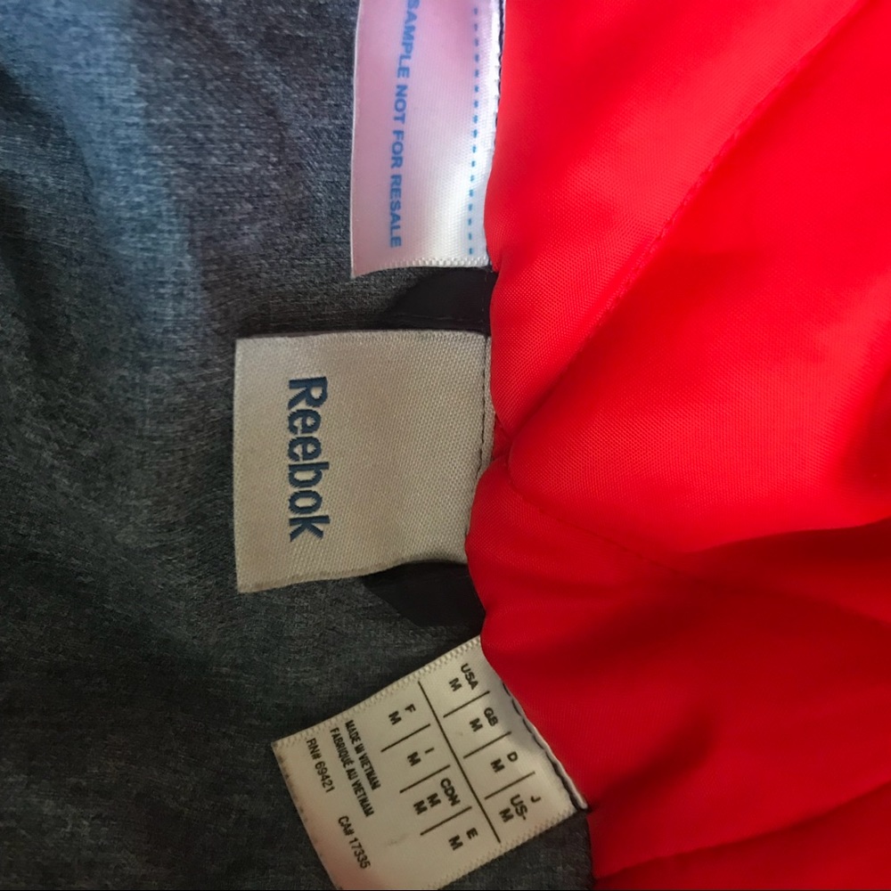 Rare Reebok Sample Multicolor Logo Puffer Jacket - Picture 6 of 8
